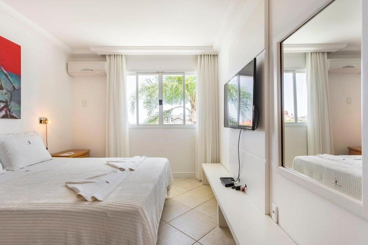 Casa Do Artista A 60M Do Mar, Piscina, 4 Quartos Bombinhas Zewnętrze zdjęcie